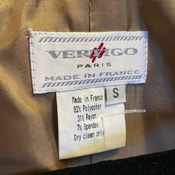 V horseman blazer/ riding coat. Silk lined, gorgeous snap buttons & II stitching - Picture 4 of 9